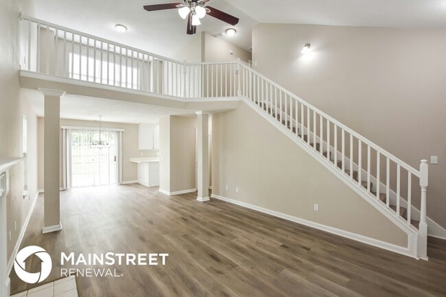 Photo - 229 River Oaks Dr