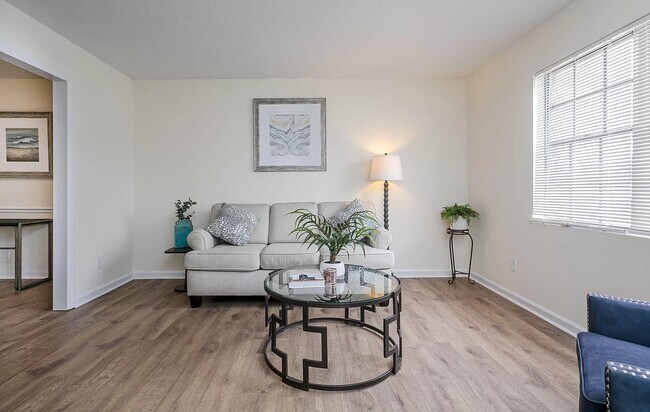 Photo - 2926 Arrowhead Dr