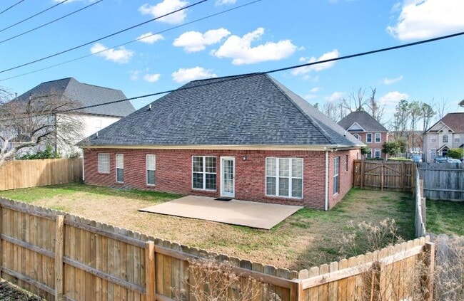 Photo - 1907 Igou Pl Dr