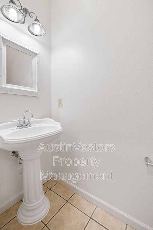 Photo - 1003 Canyon Edge Dr Unit B