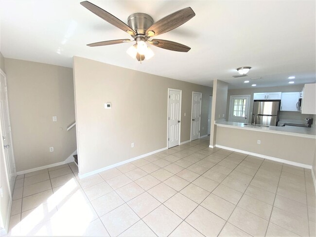 Photo - 1984 Sunshine Blvd Unit #C