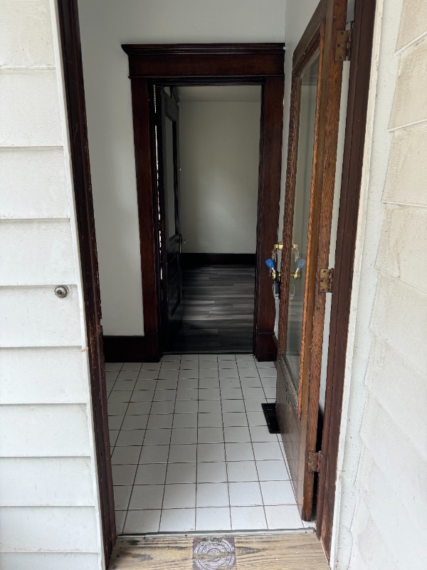 Photo - 549 W 10th St Unit 1