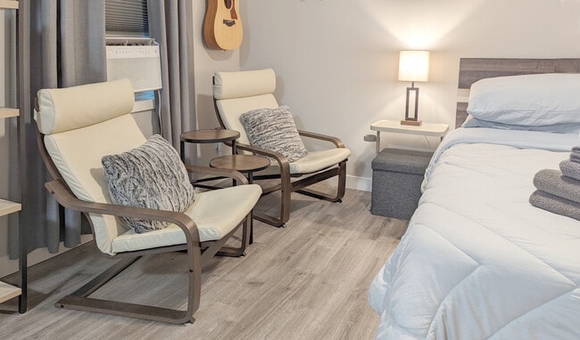 Photo - 163 Bilmarsan Dr Unit #2