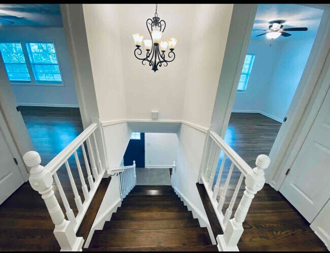 Photo - 12205 Greenleaf Dr SE