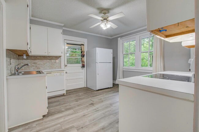 Photo - 1839 Elsey Dr