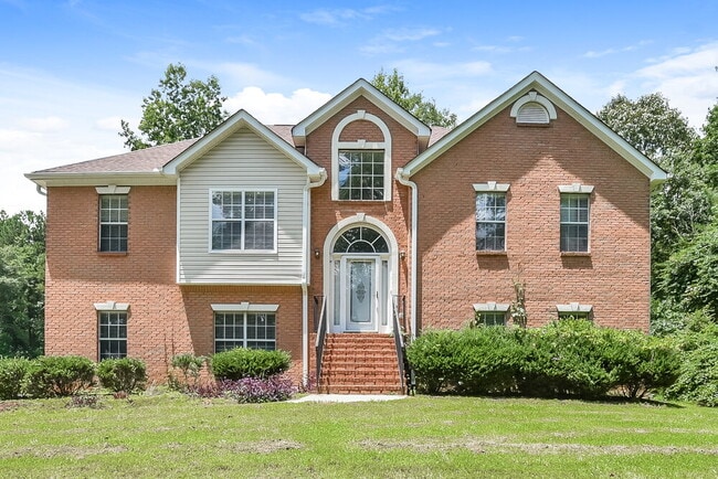 Building Photo - 155 Byington Dr