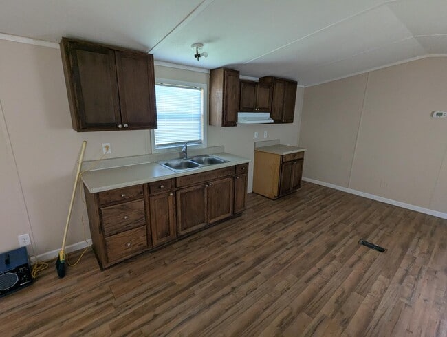 Photo - 113 Goheels Dr