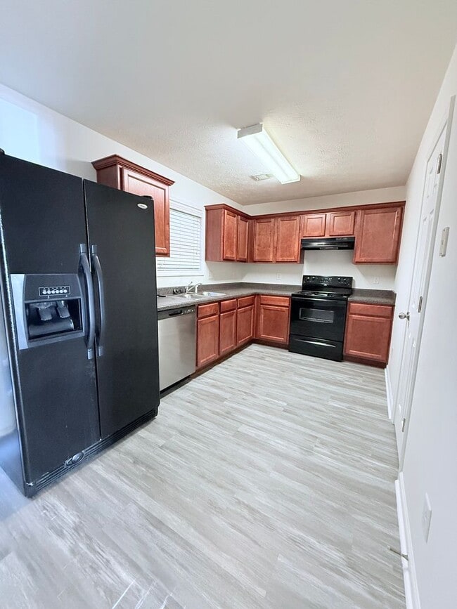 Photo - Spacious 3/2.5 Townhome in Lawrenceville