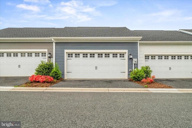 Photo - 1309 Crampton Pl