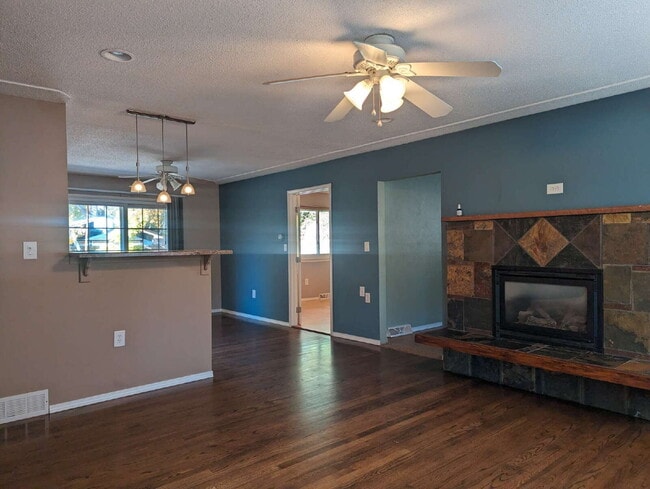 Photo - Great ranch home in the heart of Longmont!