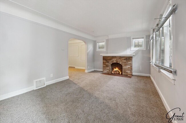 Photo - $1250 3 bedrooms