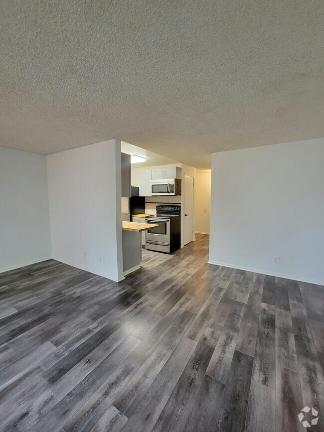 Building Photo - 318 S 174th Pl Unit g Rental