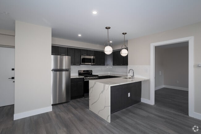 Interior Photo - Borbeck Court Rental