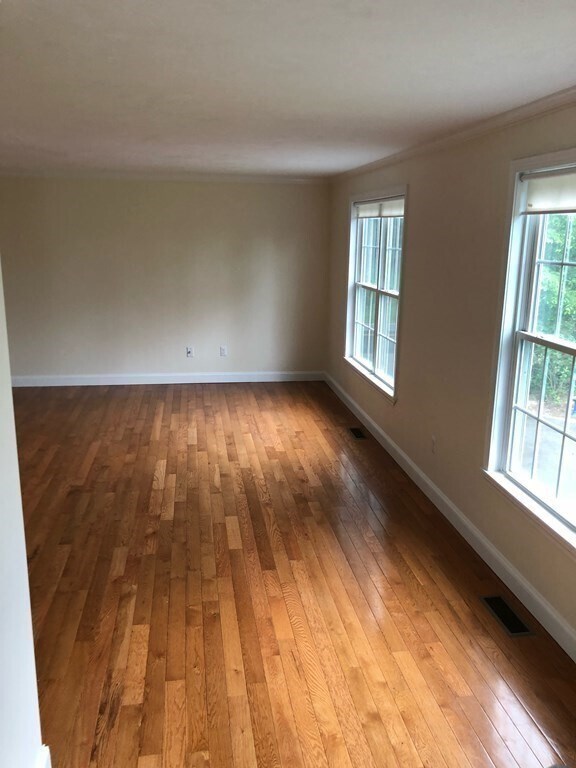 Photo - 315 Central St