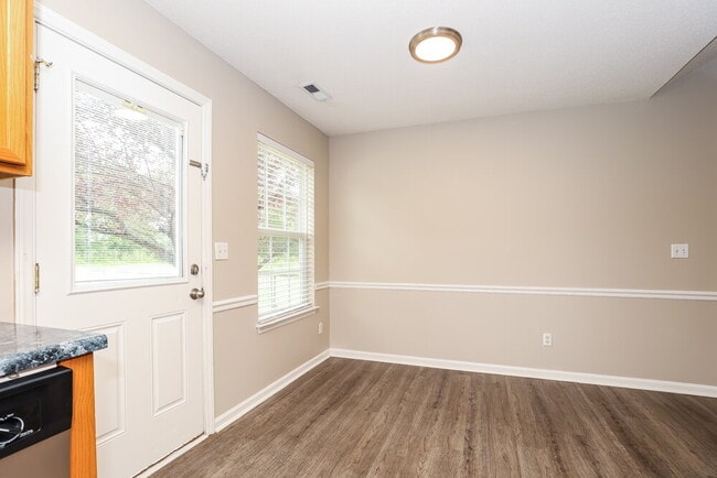 Photo - 1105 Brocton Ct