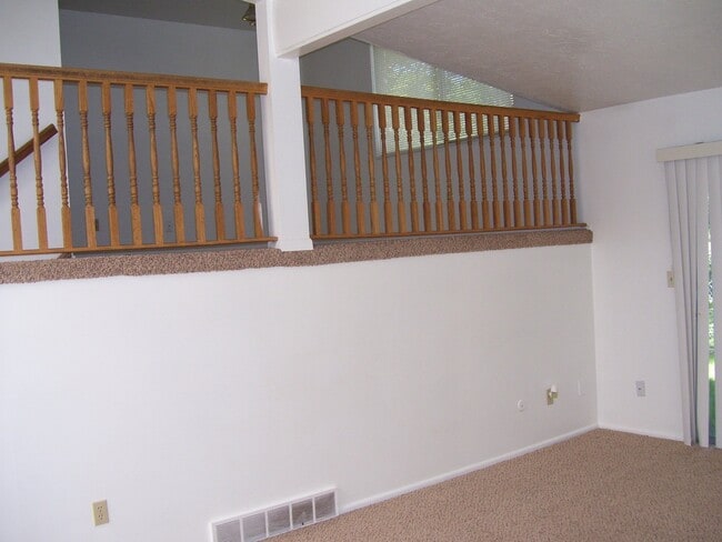 Photo - 5879 S Vlg Cir