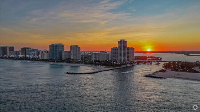 Building Photo - 10240 Collins Ave Unit 205 Rental