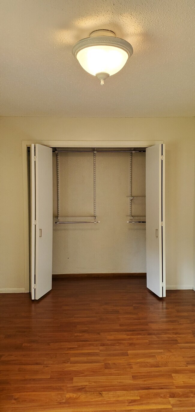 103 Huntington Dr Townhome Townhome Rental in Mankato MN