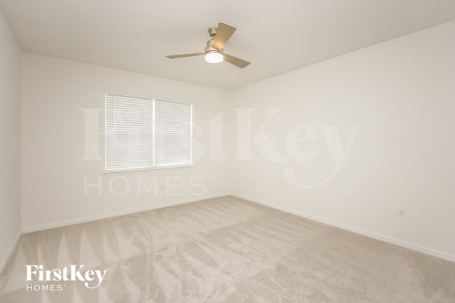 Photo - 360 Corbel Ln