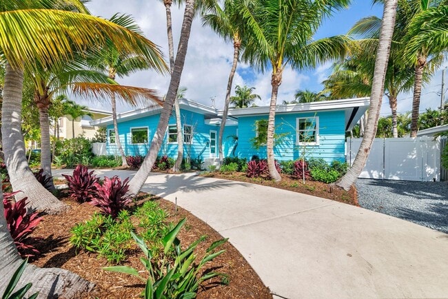 Photo - 235 Santa Lucia Dr