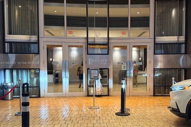 Photo - 60 SW 13th St