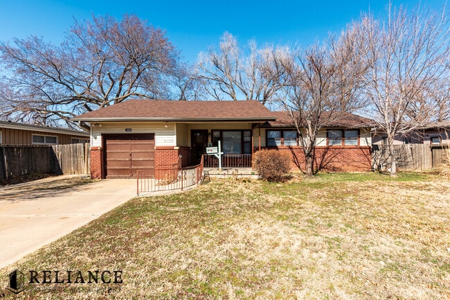 Photo - 2425 N Marigold Ln