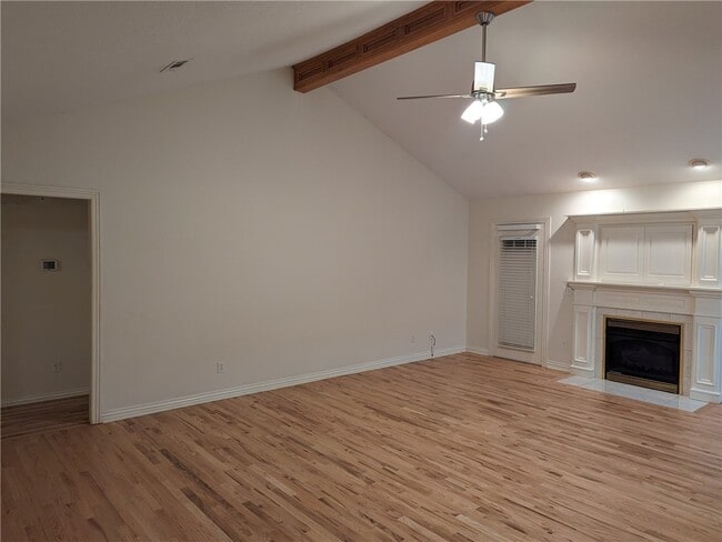 Photo - 2030 N Hailey Dr