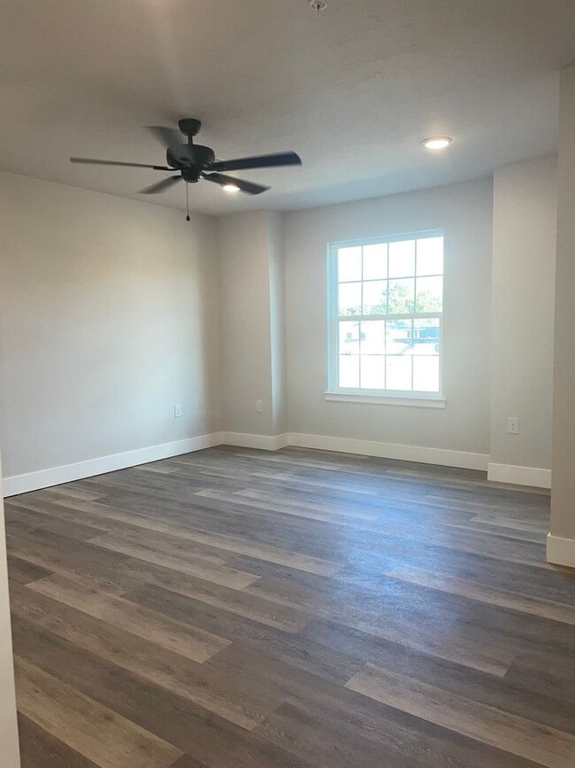 Building Photo - New Townhomes in Spring Grove School District - Pointer Court