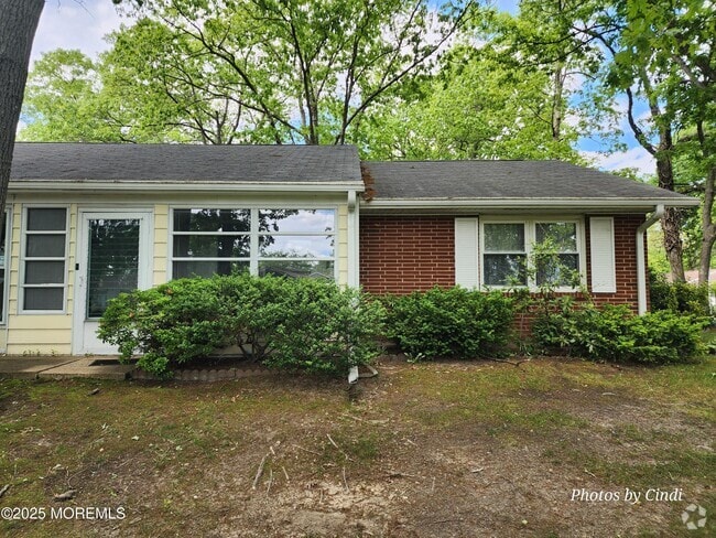 Building Photo - 82F Dorchester Dr Rental