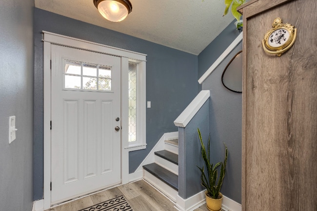 Photo - 1026 E 15th St