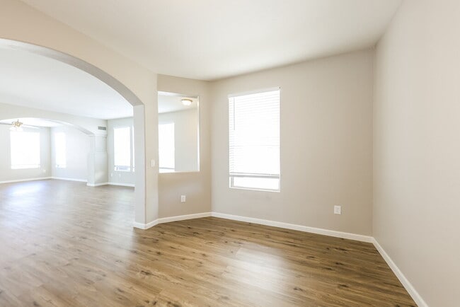 Photo - 13416 W Peck Dr