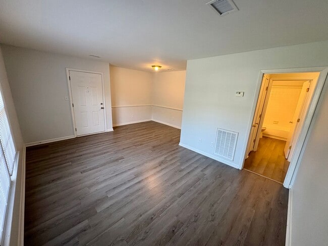Photo - 709 Montclair Dr