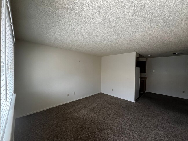 Photo - NE134-Robinson, Lorenz Unit 4