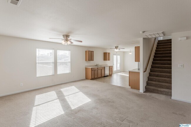 Photo - 105 Bayside Ln