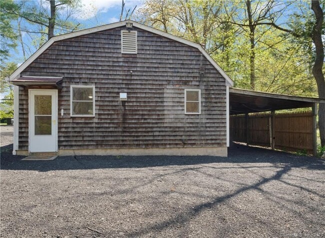 Photo - 588 Webbs Hill Rd House
