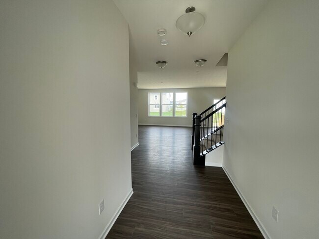 Photo - 241 Sunstone Ln