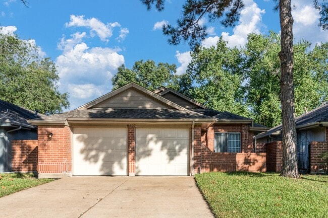 Photo - 8607 Laurel Trails Dr