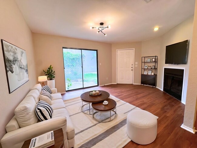 Photo - 1012 Allen St