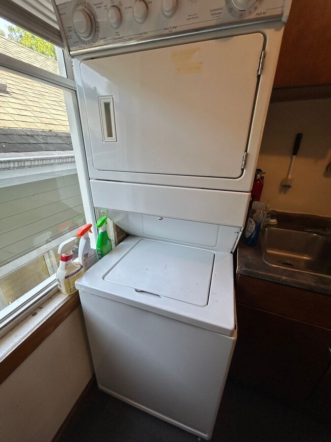 Photo - 1617 N Hudson Ave Unit #3F