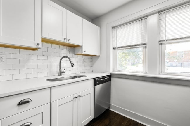 Photo - 6324 Berthold Ave Unidad 1