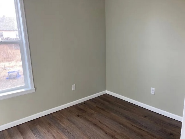 Building Photo - 4782 Murr Rd