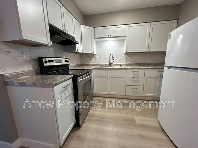 Photo - 218 Park Ave