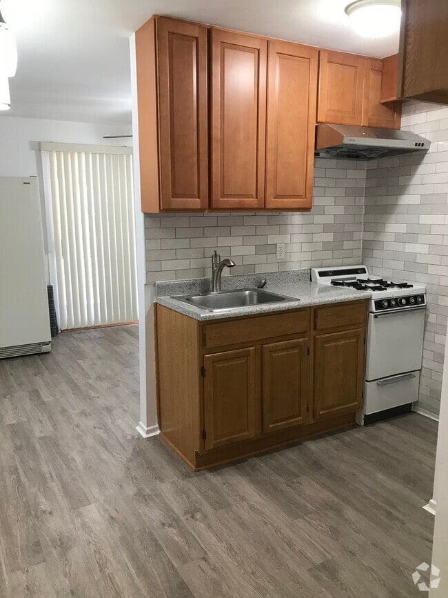 Building Photo - 6930 61st Rd Rental