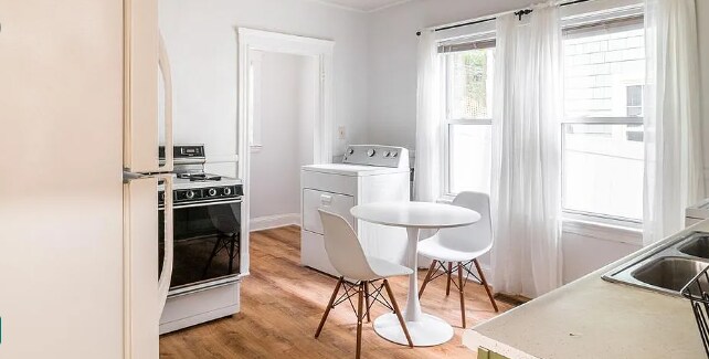 Photo - 122 Hillside St Unit 1