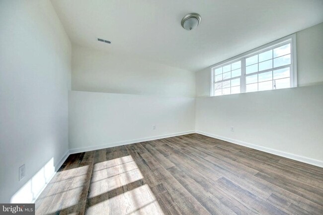 Photo - 88 Brookside Ave