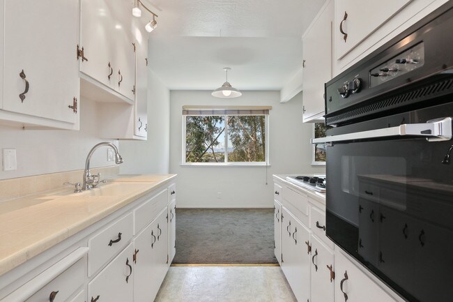 Photo - 2073 Key Blvd Unit 2073