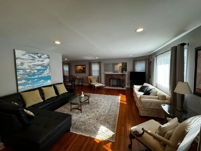 Photo - Spacious Furnished 4BR Home with Prime Location Near Marymount and Metro