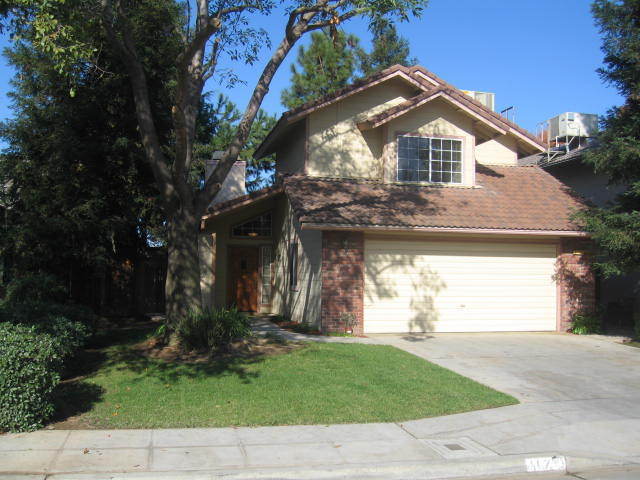 Building Photo - 1174 E Goshen Ave