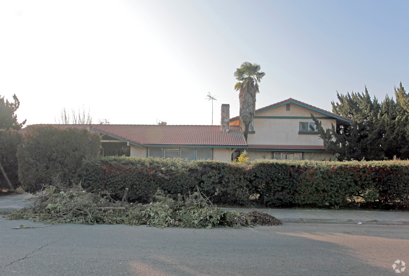 Photo - 1948 Evans Rd