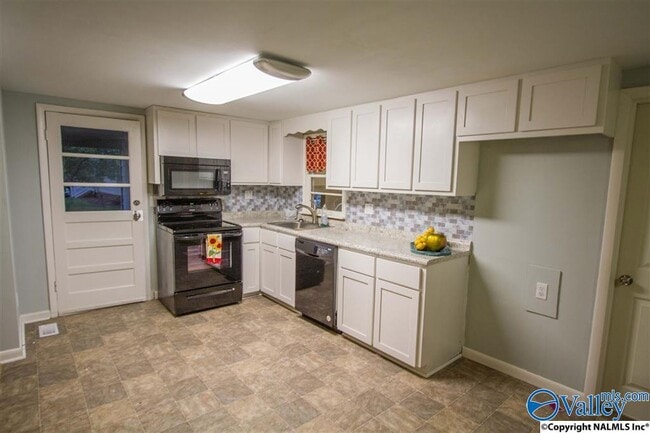 Photo - 26602 Nick Davis Rd